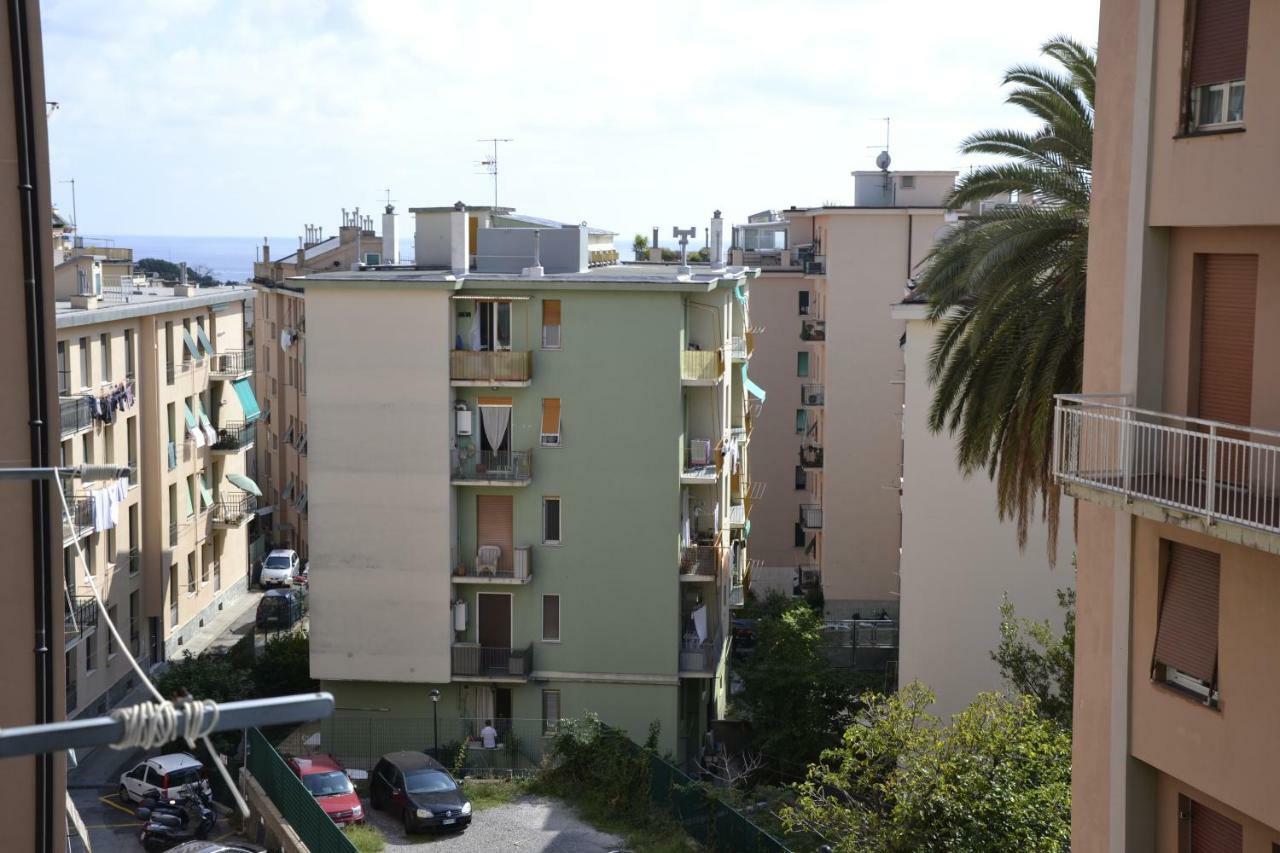 Il Nido Di Quarto Con Park Auto Macchine Piccole Segmento B Genova Exterior foto